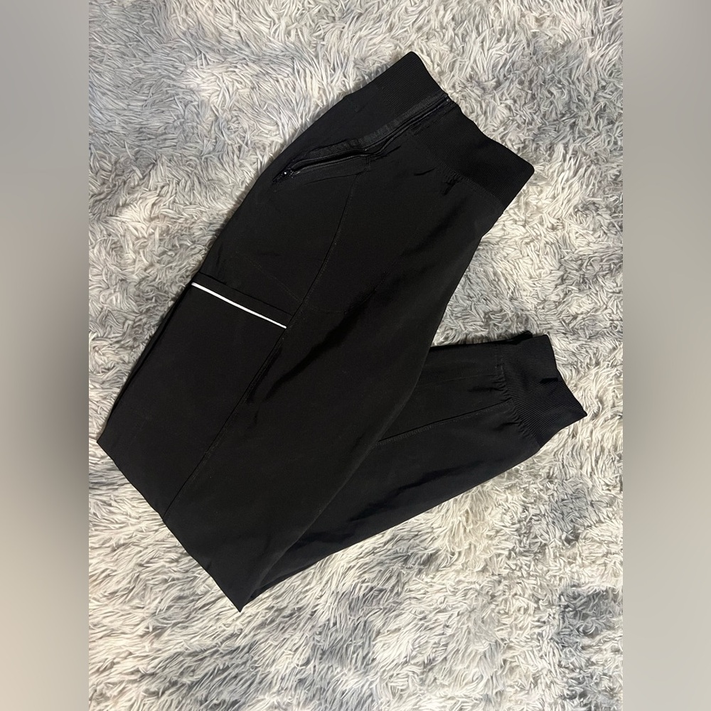 Black jogger scrub bottoms